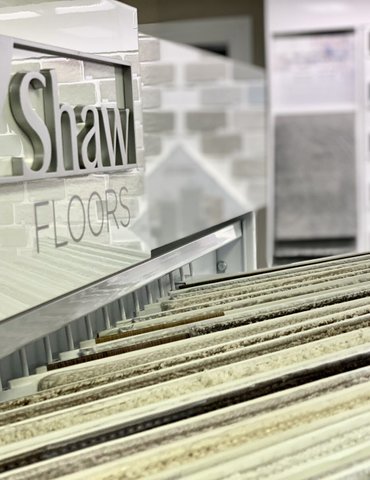 Midway-Carpet-Shaw-Carpet-Display